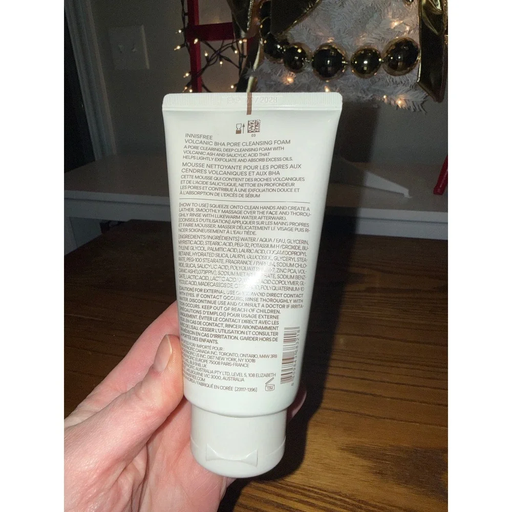 Innisfree Volcanic‎ BHA Pore Cleansing Foam Facial Wash 150ml 5.07 Fl Oz
